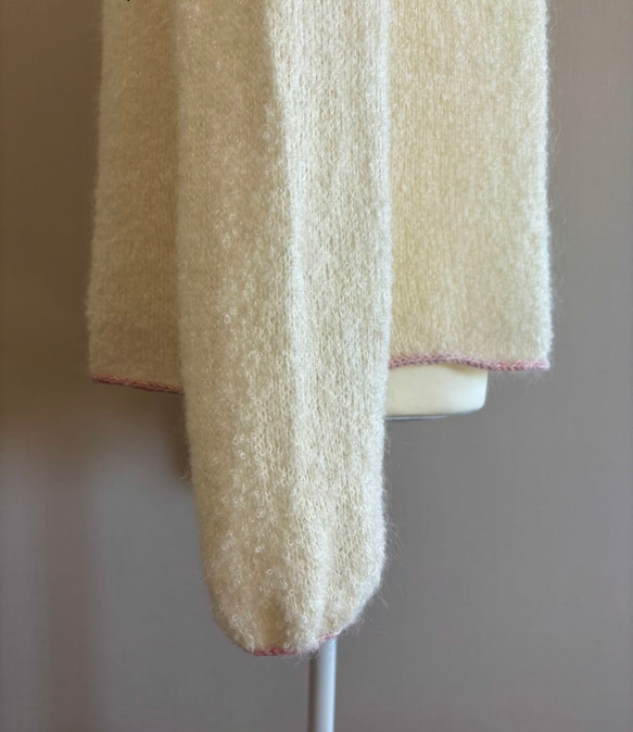 手編み 花柄ツートンセーター (ピンク&クリーム) 5枚目の画像