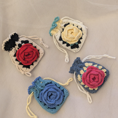 かぎ針編み バッグ レース編み ばらモチーフ ハンドメイド バラのかぎ