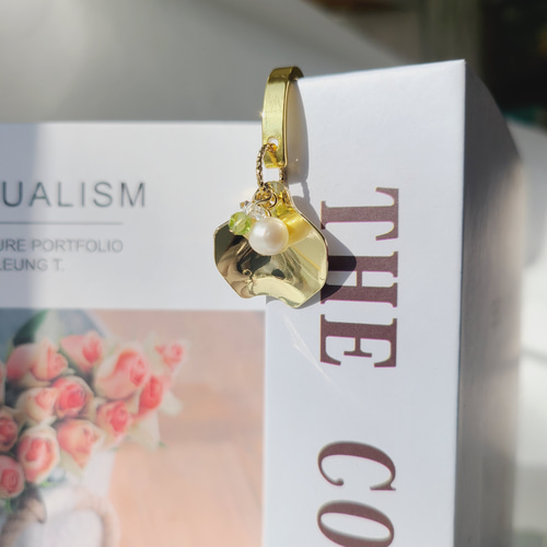 ハンドメイド　ブックマーカー　しおり　«No.410»　マーブルハート　パール ハンドメイド ブックマーカー しおり «No.410» マーブルハート