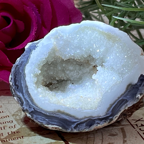 キラキラドゥルージー✨ レース瑪瑙 アゲート ジオード 晶洞 原石 ラフ