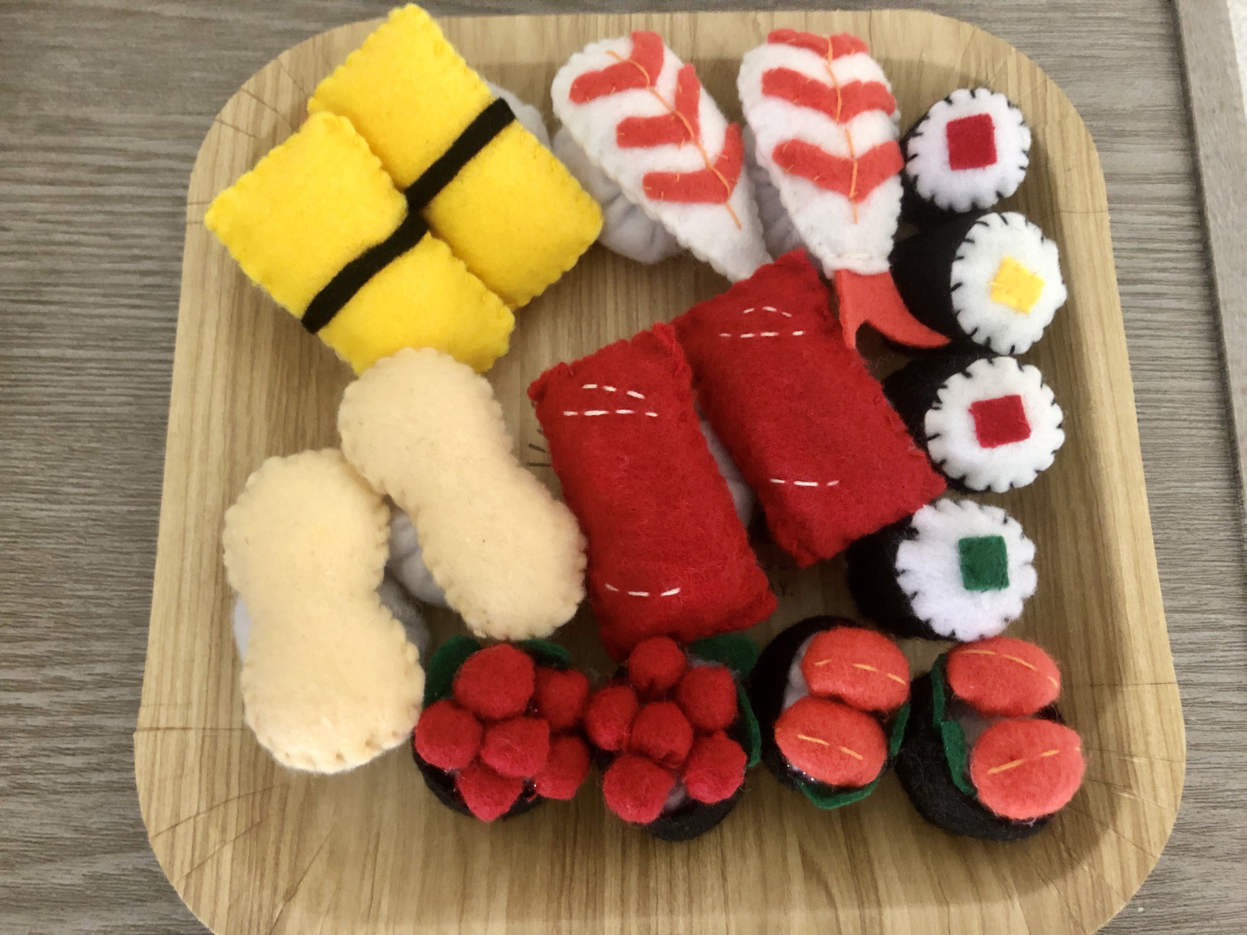 フェルト・おままごとお寿司セット。 おもちゃ・人形 tomo 通販