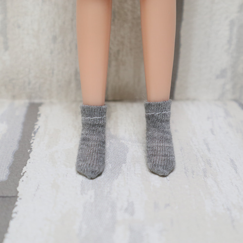 送料無料）ブライス、リカちゃん、1/6サイズ、アイシードール、靴下2足