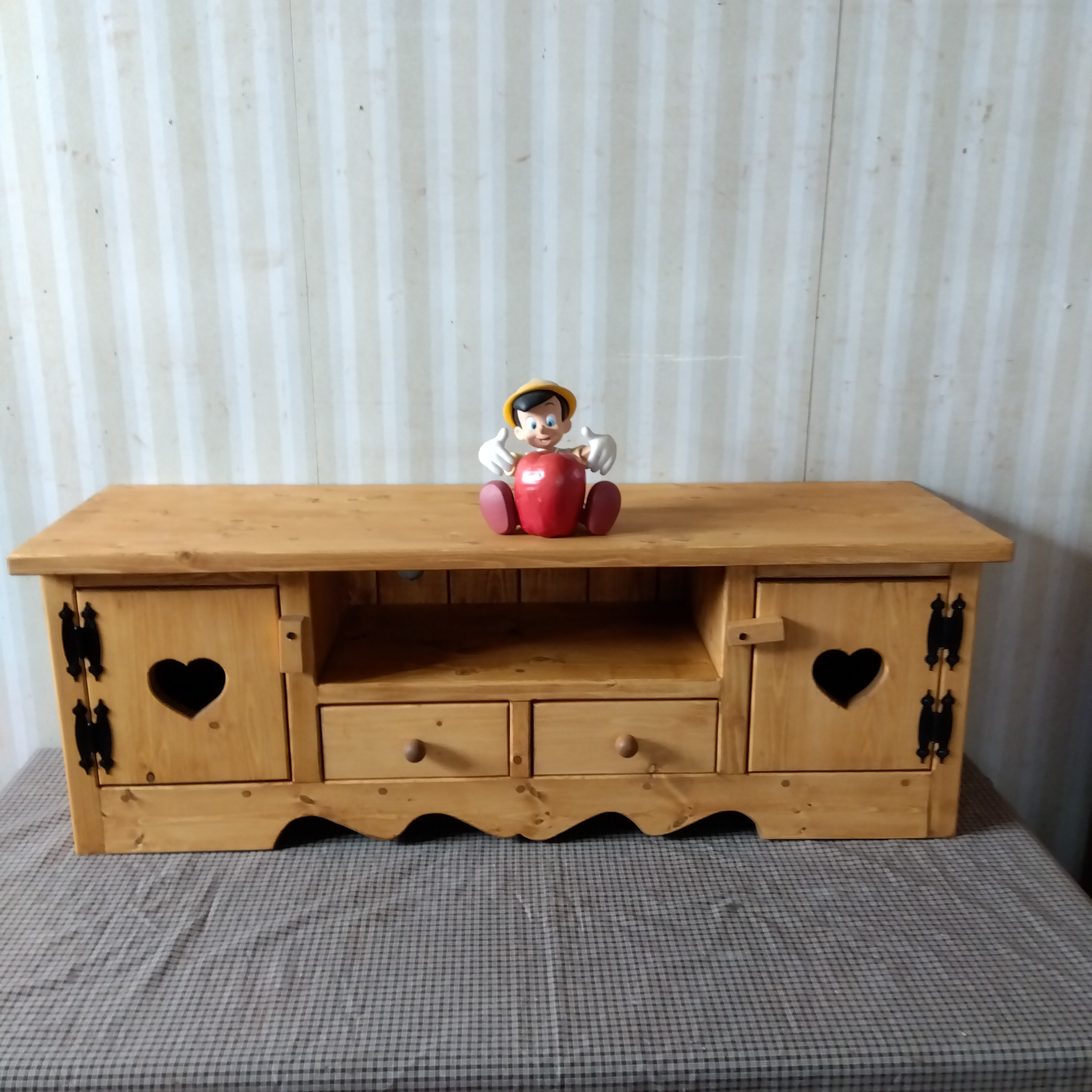 カントリーテレビ台Ａ