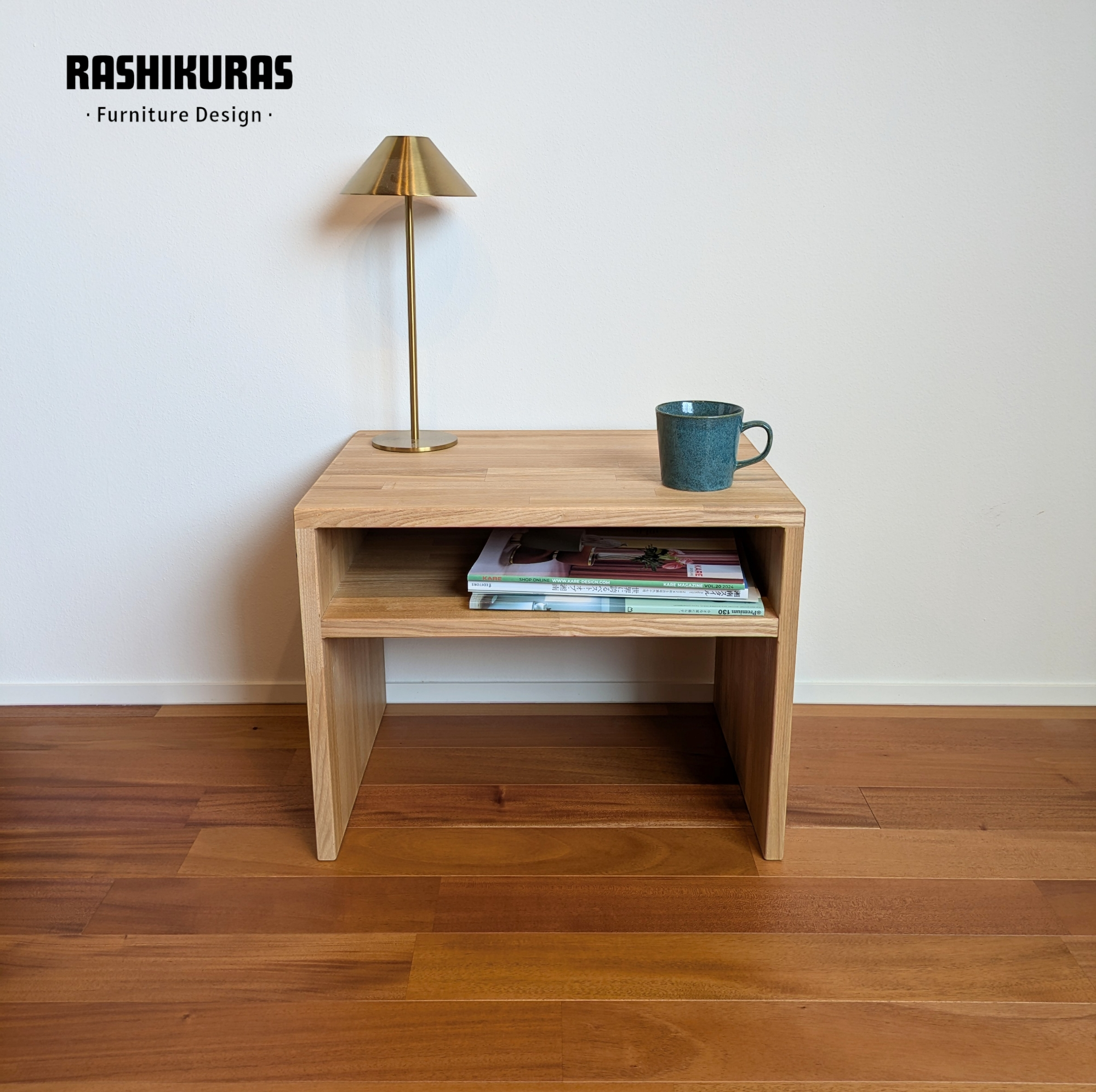 リノリウム×タモ　サイドテーブル　カフェテーブル　ハンドメイド リノリウム×タモ 丸い天板のサイドテーブル カフェテーブル