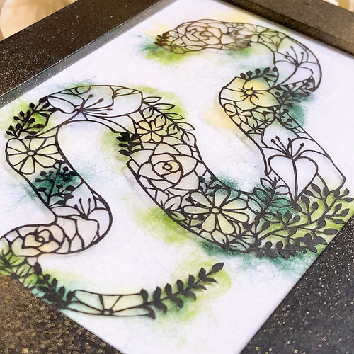 【ハンドメイド】切り絵 アート コウモリ＆蛇　大きい　切り絵本体のみオーダー可能 注文品【切り絵】花蛇(はなへび) 切り絵 ふわコロ《紗紀》 通販