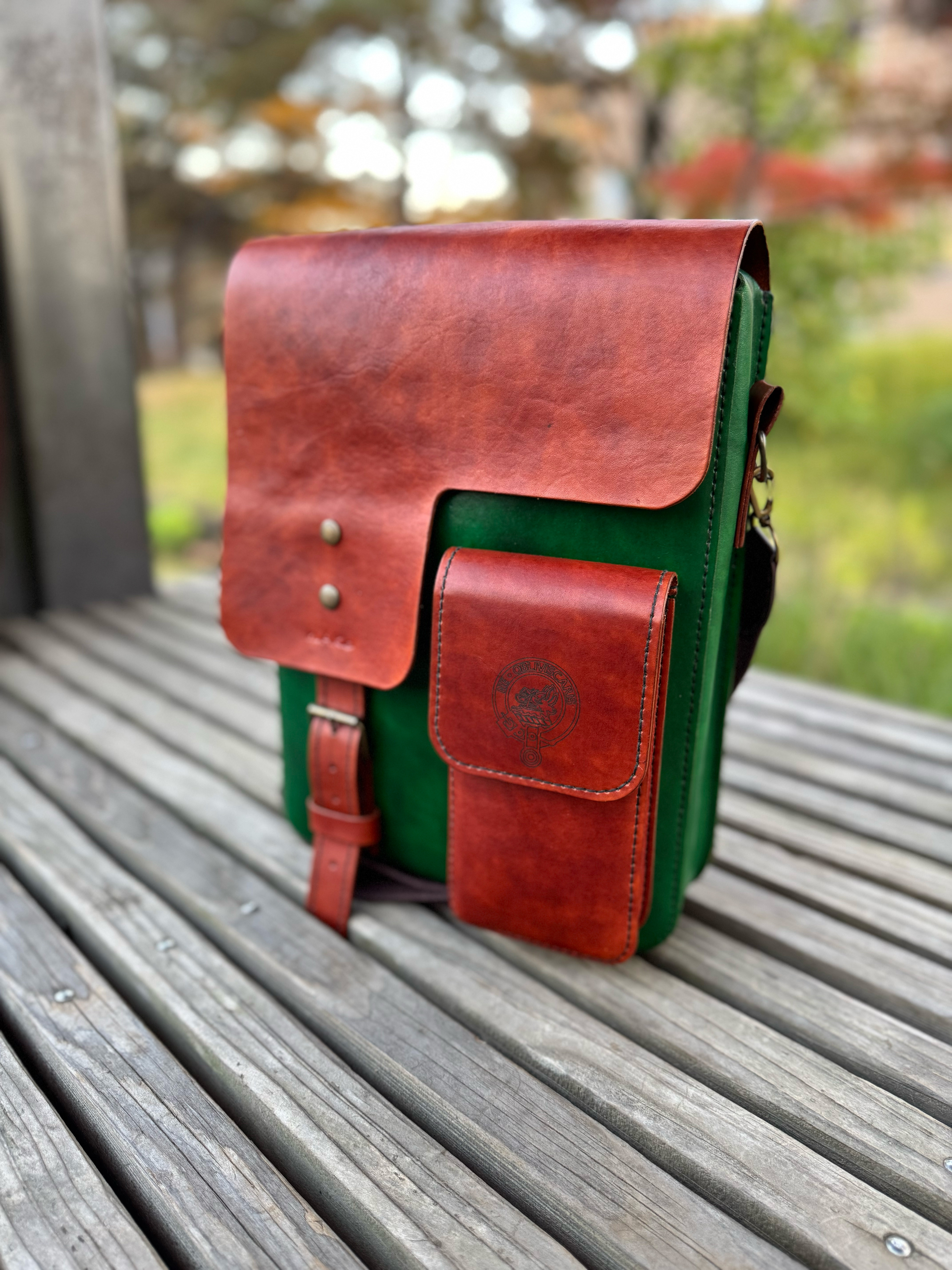 【 受注製作 】 レザー　サッチェルバッグ　"Andy"