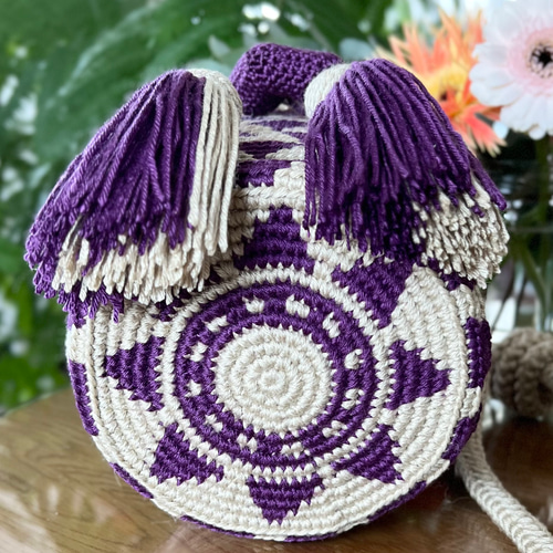 バイカラーのショルダーバッグ〈M〉☆beige & purple 変形シェブロン柄