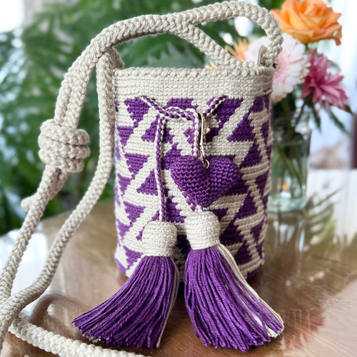 バイカラーのショルダーバッグ〈M〉☆beige & purple 変形シェブロン柄