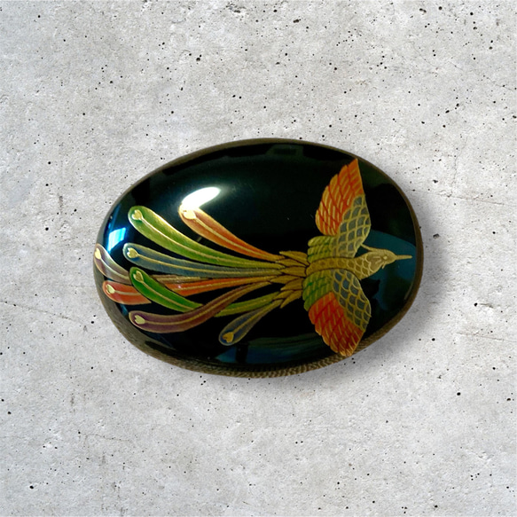 輪島塗　ブローチ　4点セット　漆塗り　蝶　ぼかしバラ　螺鈿　伝統工芸　金蒔絵 輪島塗 ブローチ 4点セット 漆塗り 蝶 ぼかしバラ 螺鈿 伝統工芸