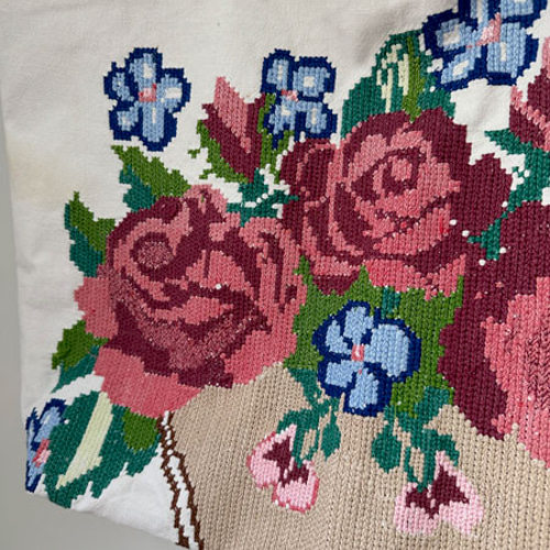 刺繍のトートバッグ バラの花かご トートバッグ しまくま堂的お針箱 