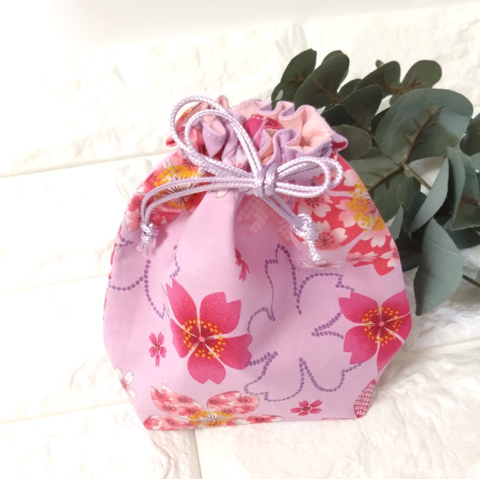マチ付き》和柄・大きな桜の巾着ポーチ ＃n1163 巾着袋 natura-drop