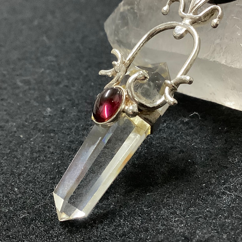 一点物☆最強の浄化パワー ヒーリングストーン 天然石 両剣水晶