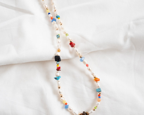 1点限り】カラフルビーズ/天然石と淡水パールのネックレス ネックレス