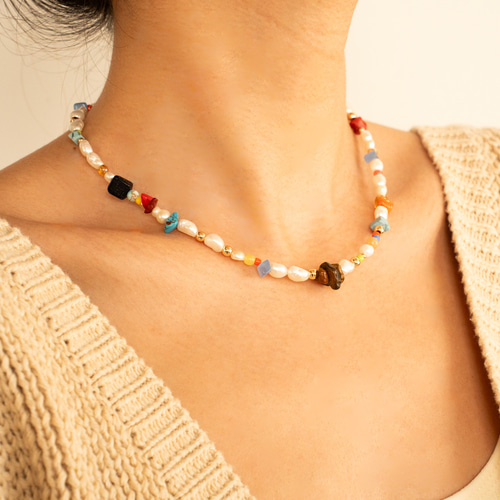 1点限り】カラフルビーズ/天然石と淡水パールのネックレス ネックレス