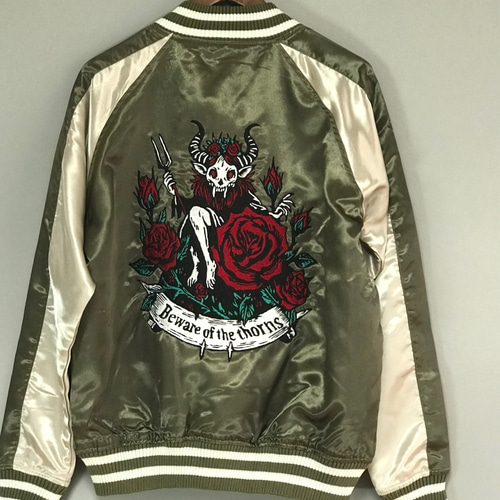 スカジャン「どくろと薔薇」オリジナルデザイン・ミシン刺繍（Lサイズ