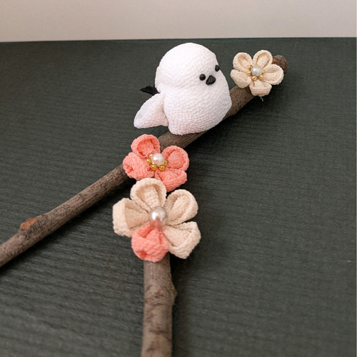 新春 枝乗りシマエナガ 置物 花とシマエナガ なずな屋 その他置物