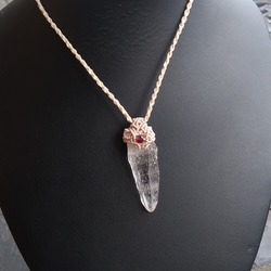 ヒマラヤ水晶 ガネッシュヒマール ＊ マクラメペンダント 29 ガネッシュヒマール産】ヒマラヤ水晶の天然石マクラメペンダント[PEN