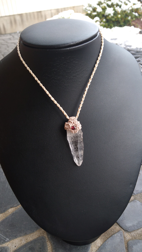 ガネッシュヒマール産】ヒマラヤ水晶の天然石マクラメペンダント[PEN