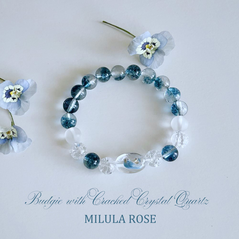 インコとクラック水晶ブレスレット