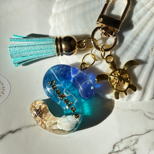 海をイメージしたイニシャルキーホルダー プレゼント リゾート 星の砂