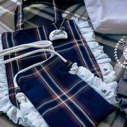 たっぷりフリルの乙女なトートバッグ【チェック&ウサギ】 16枚目の画像