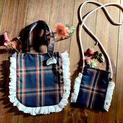 たっぷりフリルの乙女なトートバッグ【チェック&ウサギ】 11枚目の画像