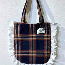 たっぷりフリルの乙女なトートバッグ【チェック&ウサギ】 6枚目の画像