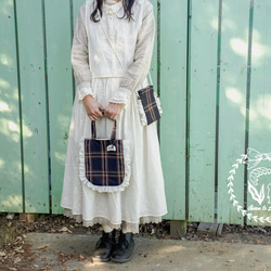 たっぷりフリルの乙女なトートバッグ【チェック&ウサギ】 3枚目の画像