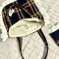 たっぷりフリルの乙女なトートバッグ【チェック&ウサギ】 10枚目の画像