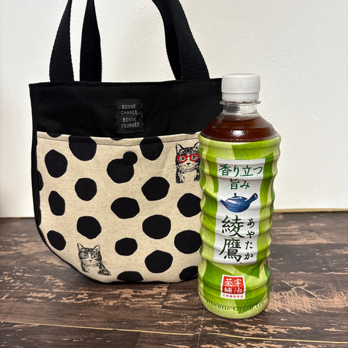 エチノ ネコ柄 丸型トートバッグ ブラック✖️ホワイト トートバッグ