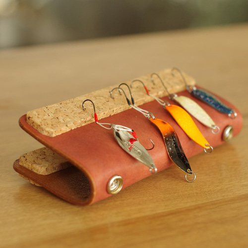 ★受注生産★ 渓流ルアーワレット　ブラウン　本革　トラウト　レザークラフト ☆受注生産☆ 渓流ルアーワレット ブラウン 本革 トラウト レザー