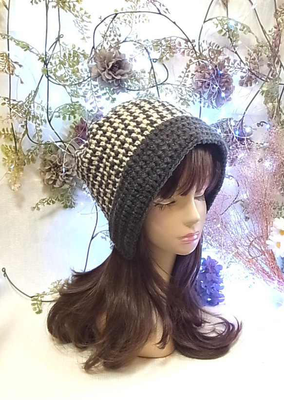 ニット帽 ニットキャップ 帽子 グレー　手編みちどり格子 小顔効果　 4枚目の画像