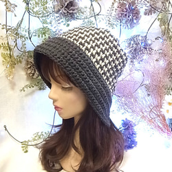 ニット帽 ニットキャップ 帽子 グレー　手編みちどり格子 小顔効果　 3枚目の画像