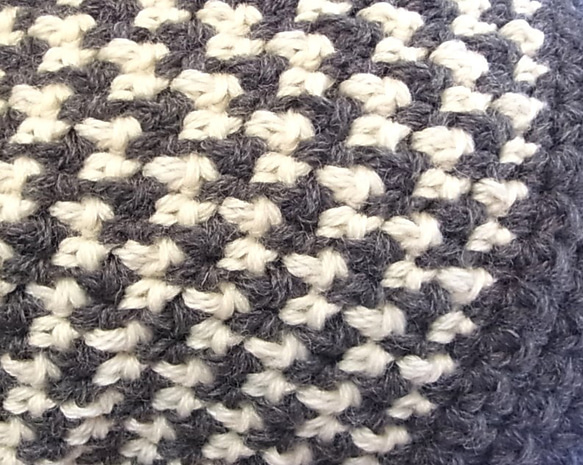 ニット帽 ニットキャップ 帽子 グレー　手編みちどり格子 小顔効果　 8枚目の画像