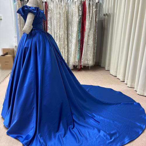 プリンセスライン 気品あふれるシルエット 王道クラシックデザイン