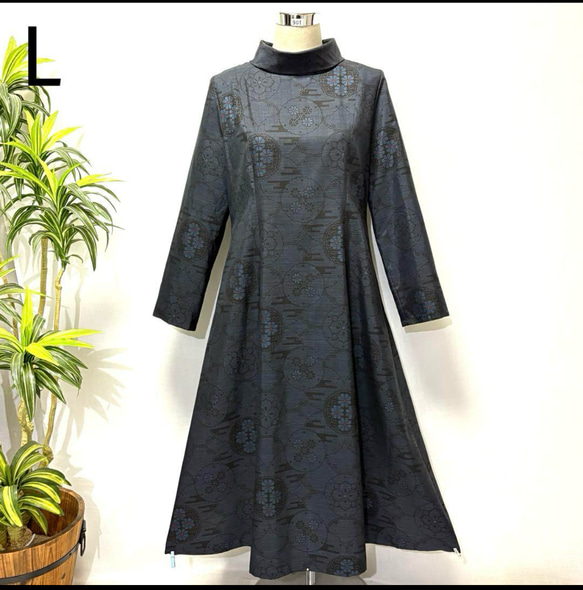 着物リメイク　花柄ワンピース　2WAY Aライン ロールカラー　ロング　大島紬 着物リメイク 花柄ワンピース 2WAY Aライン ロング ロールカラー