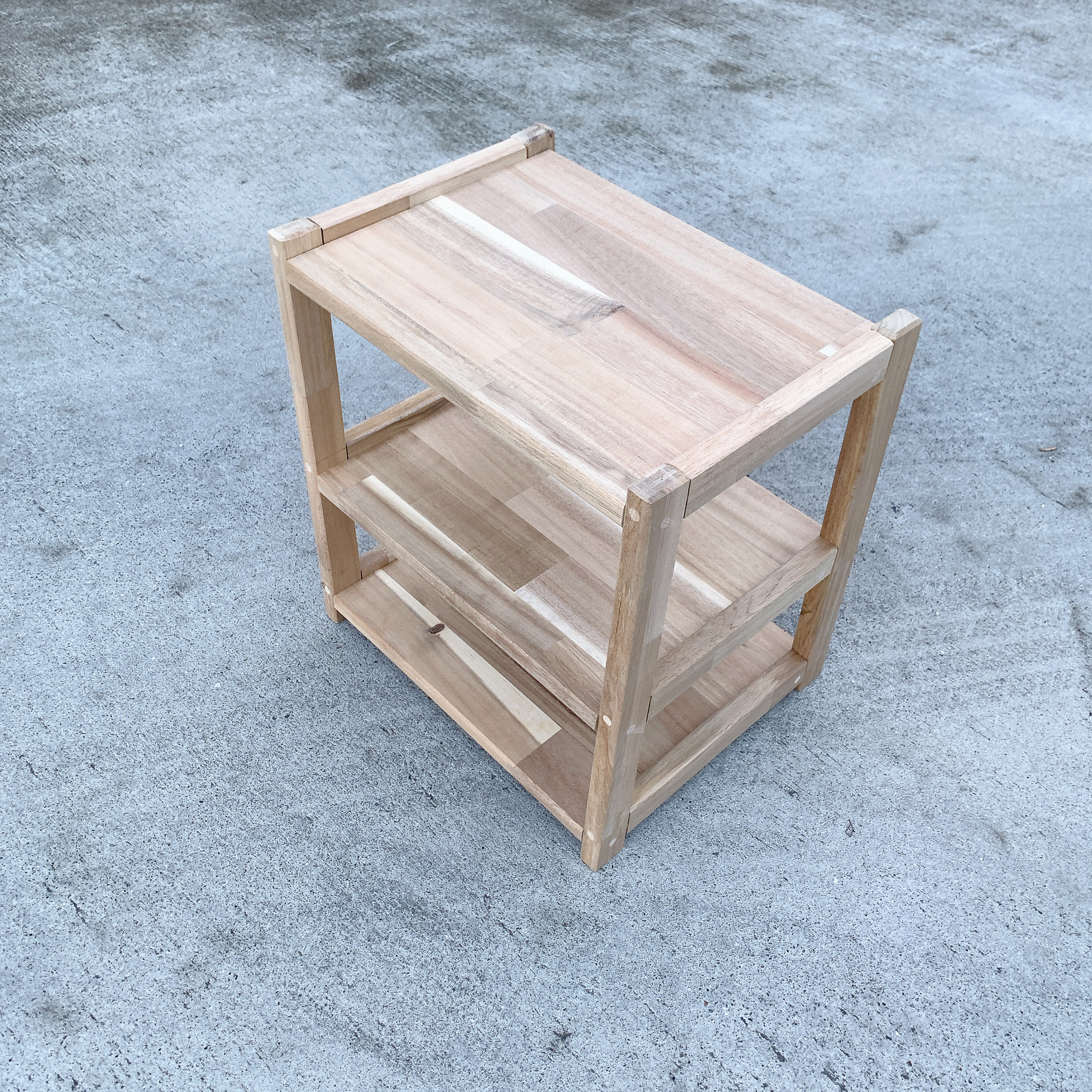 少し大きなアカシアのシンプルシェルフ