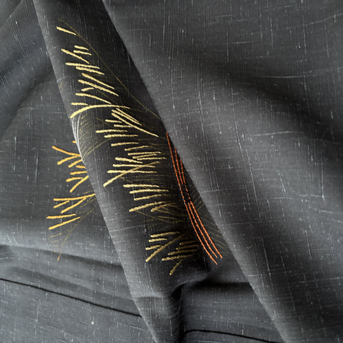 大島紬の付け下げ 目玉❣️ （染め大島紬 付け下げ小紋 紙吹雪 - から  