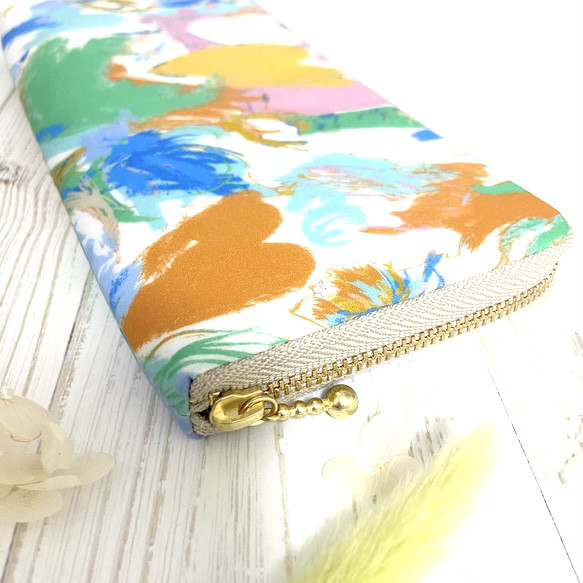 ＊ラミネート＊ ラウンドファスナー長財布 ナインエルムス  イエローオレンジハート リバティプリント使用