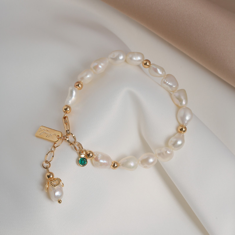 淡水パールのブレスレット バングル　真珠 淡水真珠 パール 6月誕生石