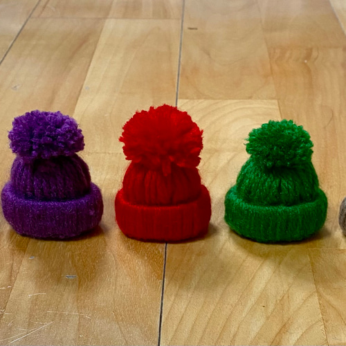 カラフルポンポン付きミニニット帽5個セット その他雑貨 yuzu-star