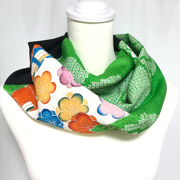正絹】着物リメイク 振袖より ねじりスヌード（ネックウォーマー