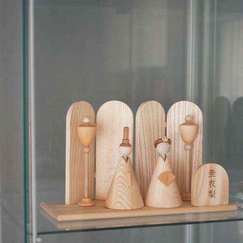 A001 【 Wooden Hinadoll Premium 】 木製ひな人形 オリジナルデザイン