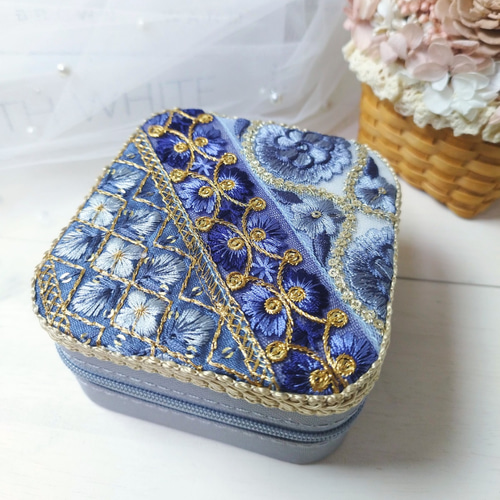 インド刺繍リボンのジュエリーケース | アクセサリーBOX ブルー ギフト