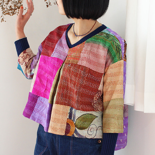 カンタ刺繍シルクのタックプルオーバーブラウス【D】 ブラウス somoo