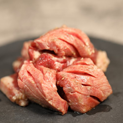 【父の日・プチギフトにも】お肉ソムリエ厳選牛タン3種食べ比べセット ・塩タンネギ包み・ワイルドタン元ステーキ・旨辛タン 7枚目の画像