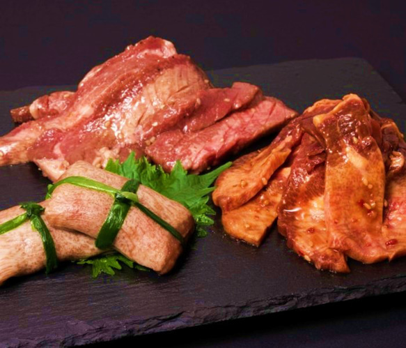【父の日・プチギフトにも】お肉ソムリエ厳選牛タン3種食べ比べセット ・塩タンネギ包み・ワイルドタン元ステーキ・旨辛タン 3枚目の画像