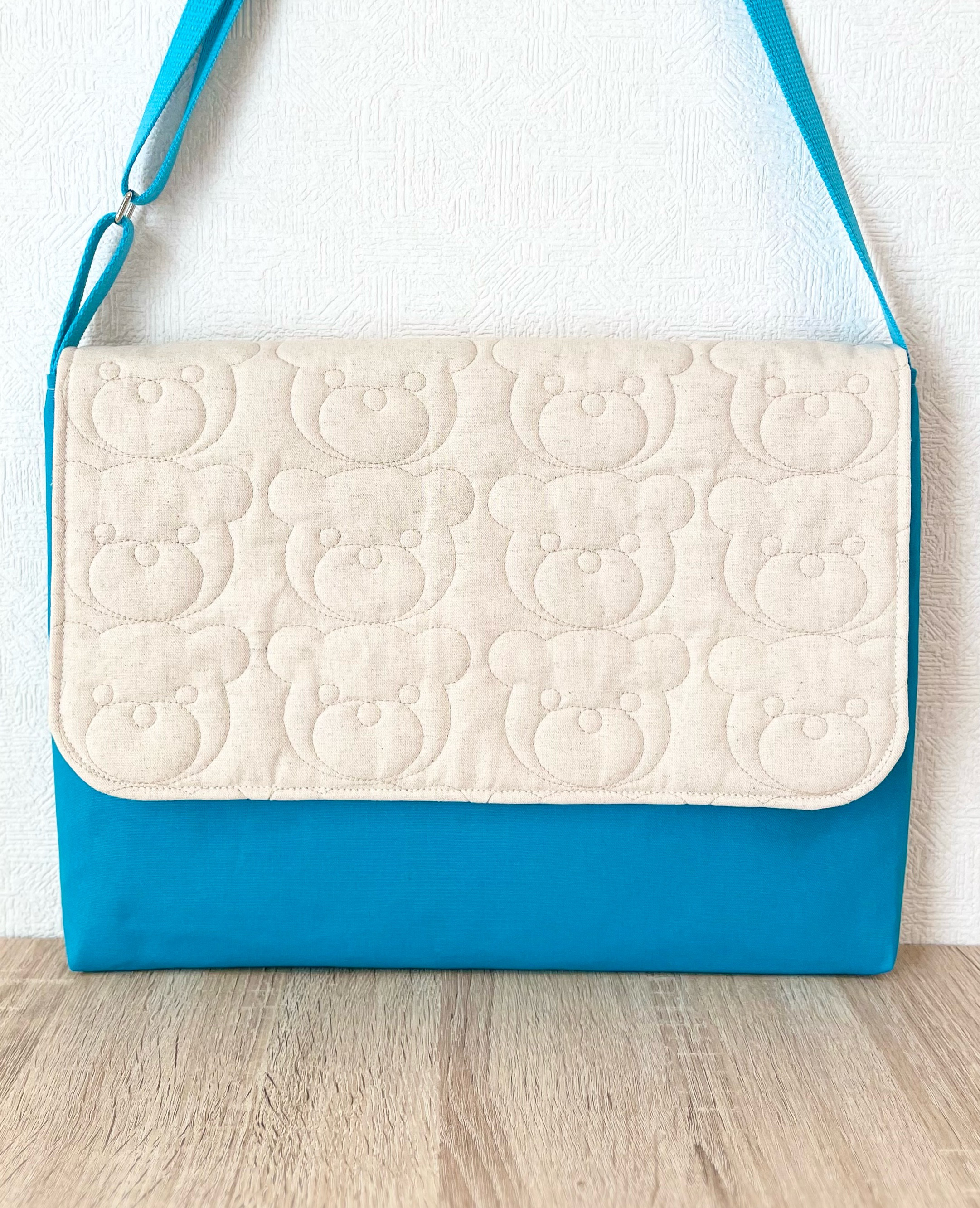 ⭐︎1点限定⭐︎ 図書袋　くまのキルト･生成り×ターコイズ