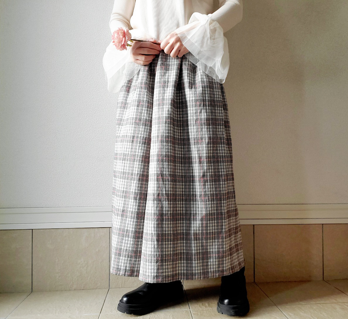 【数量限定】ゆったりほっこり心地よい♡スカートみたいな大人のギャザーパンツ　赤ピンク　ストレスフリー柔らかい肌触り