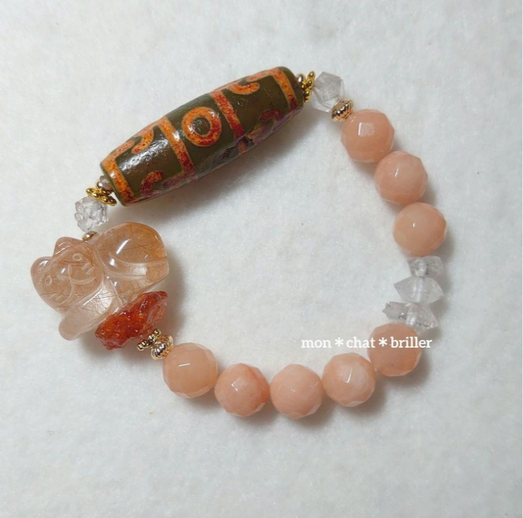 蓮師法器天珠　レッドルチルクォーツサンストーン　ハーキマーダイヤモンド素敵な逸品